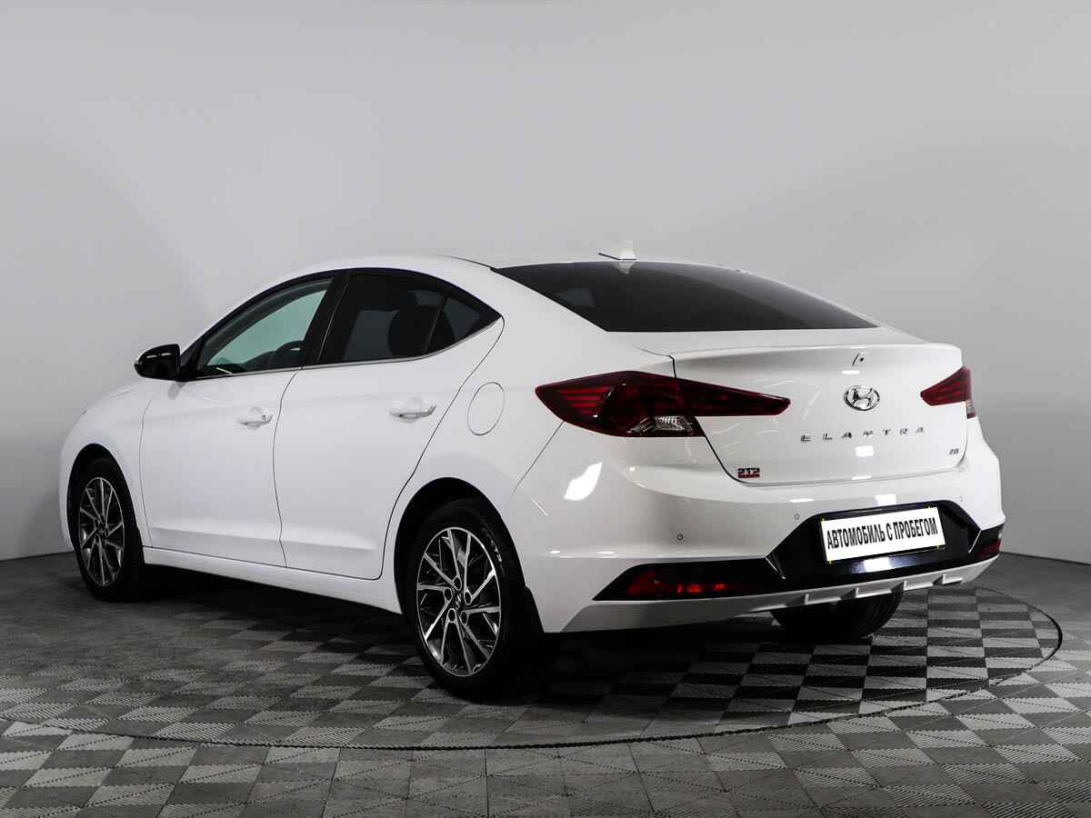 Hyundai elantra 2020